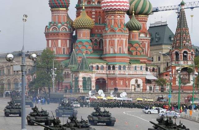 Rusia, pregatita pentru un RAZBOI? Cele mai PERICULOASE sisteme de armament ale tarii