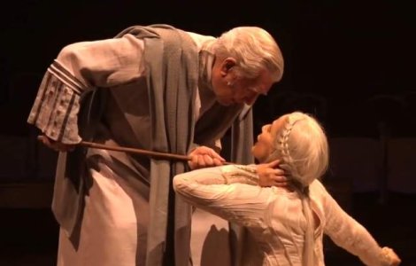  Video  Mario Vargas Llosa va debuta ca actor la varsta de 78 de ani