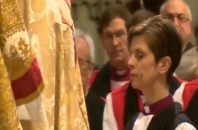 [Video] Ceremonie ISTORICA! Biserica Anglicana a intronizat prima FEMEIE episcop