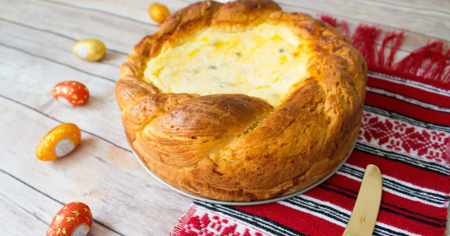 Pască tradițională cu brânză: rețeta autentică pas cu pas