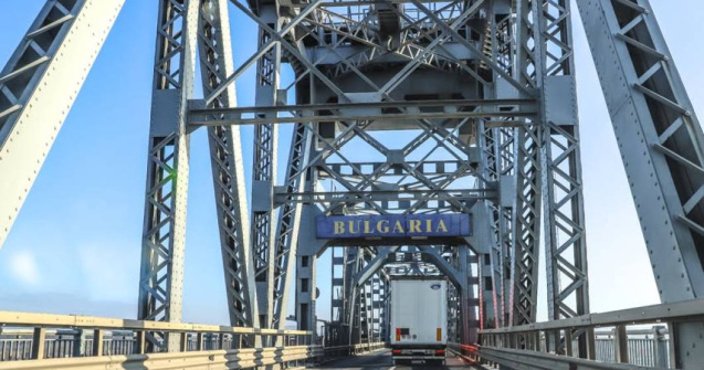 Aglomerație pe Podul Giurgiu-Ruse: Ce îi așteaptă pe șoferi?