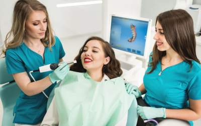 Zâmbetul tău merită mai mult:...