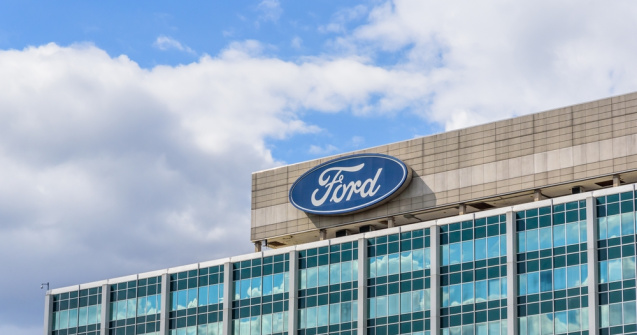 Ford, lovit de taxele lui Trump: Pierderi uriașe pentru gigantul auto