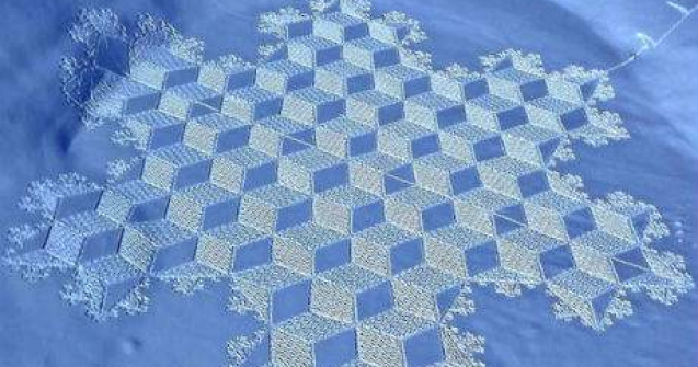 Cand omul decoreaza natura: 12 desene in zapada senzationale