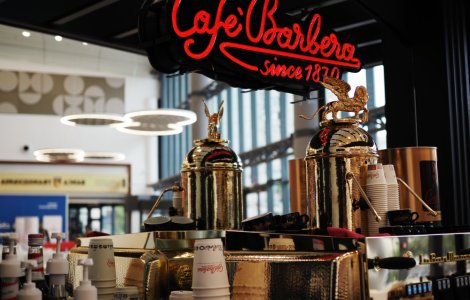 Cafe Barbera deschide primul flagship shop în România!