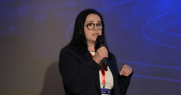 Planul secret al lui Carmen Constantin de la Mars pentru salvarea planetei