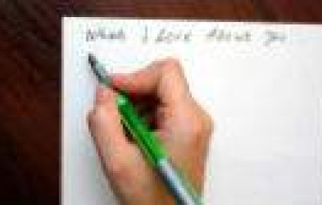 Cele patru MARI avantaje ale scrisului de mana