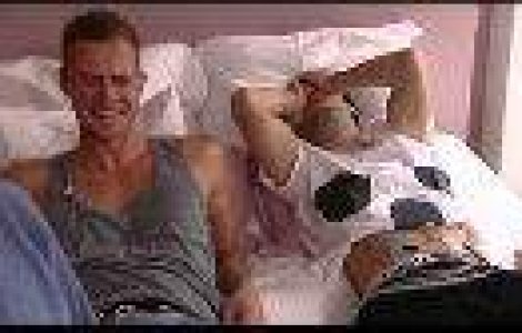 Experiment inedit: doi barbati au trecut prin durerile nasterii