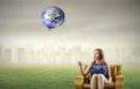 Satelitul Europa are sanse mai mari de a intretine viata decat Marte