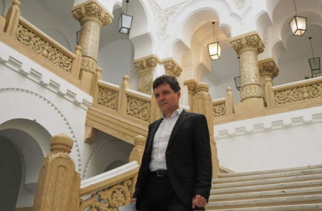 Motivul pentru care Mirabela Grădinaru a lipsit de la ceremonia de &icirc;nvestire a lui Nicușor Dan. Cum a apărut fiica celor doi