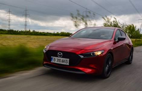 Mazda3: Hibridul japonez care sfidează timpul și oferă o experiență unică