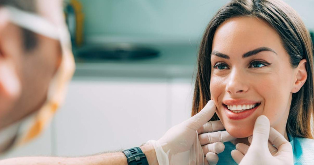 Descoperă noile tendințe în estetica dentară pentru 2025