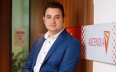 Strategia surprinzătoare a...