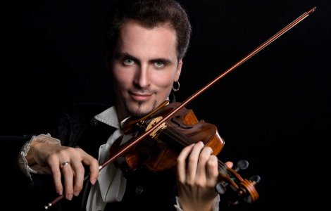 Mark Kovnatskiy și Orchestra Teatrului Evreiesc: Experiența muzicală contemporană de neratat