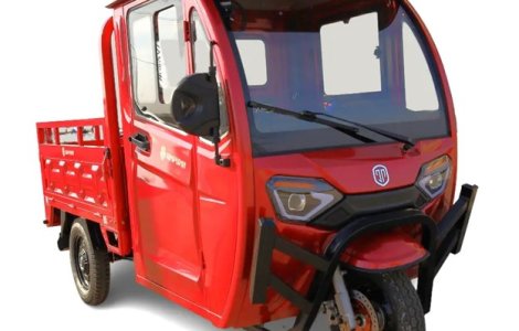 Triciclu electric cu cabină – merită investiția?