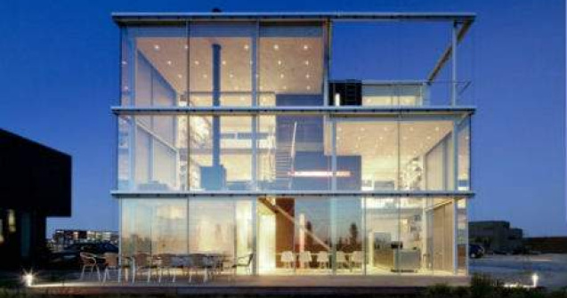 Ti-ar placea sa locuiesti in aceasta casa superba?