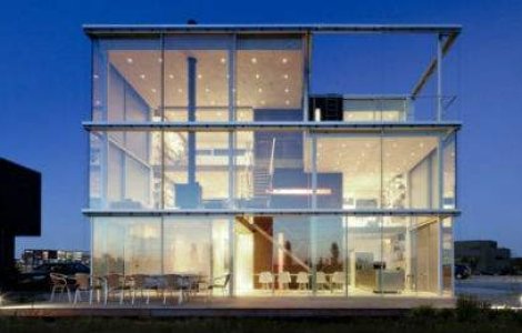 Ti-ar placea sa locuiesti in aceasta casa superba?