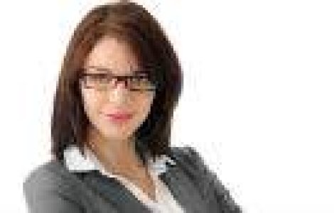 Anunt de angajare scandalos! Un dezvoltator imobiliar cu legaturi in politica isi cauta secretara