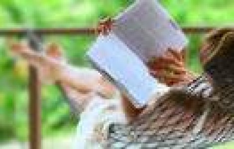  Top  TOP 10 cele mai citite carti ale momentului