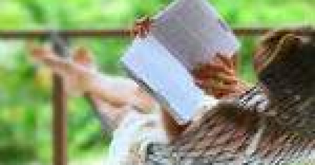  Top  TOP 10 cele mai citite carti ale momentului