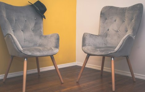 Când designul întâlnește confortul: scaune living moderne