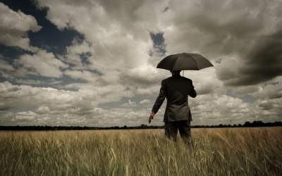 Ce se întâmplă în culisele...