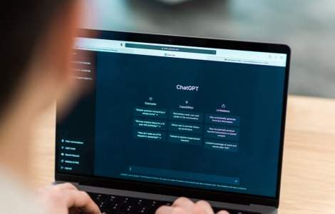 AI-ul, un upgrade pentru serviciile SEO? Cum contribuie la strategii mai eficiente