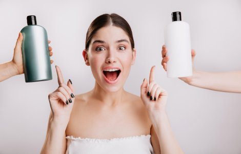 Șamponul perfect pentru vară: ghidul complet pentru alegerea formulei ideale