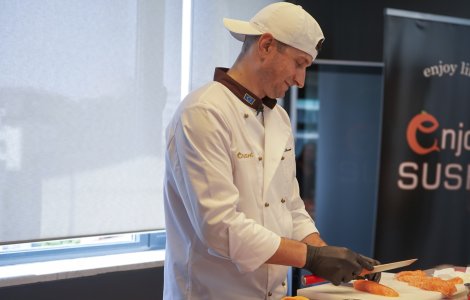 Românii devorează sushi: lideri în Europa de Sud Est!