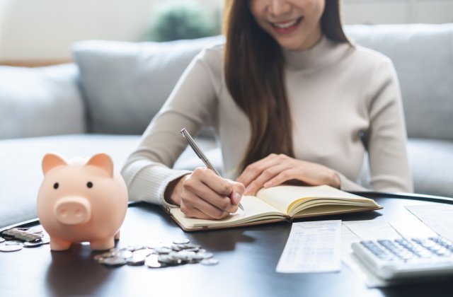 Cum să-ți organizezi mai bine bugetul personal: sfaturi practice pentru un trai liniștit