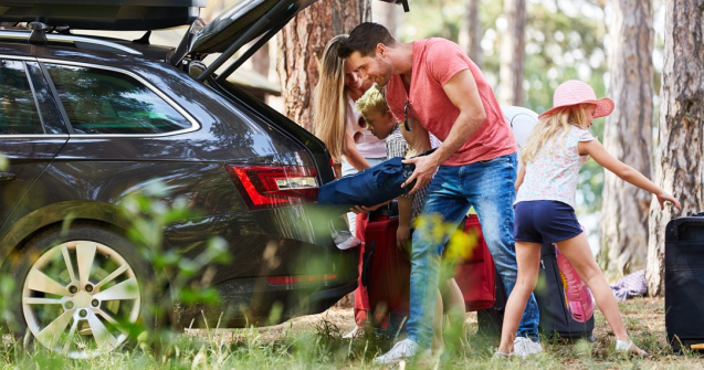 Pregătirea esențială a mașinii pentru vacanță: ce trebuie să știi