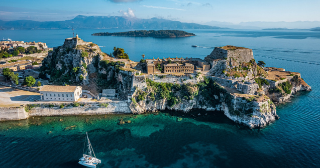 Corfu: Strategia surprinzătoare pentru a combate supraturismul