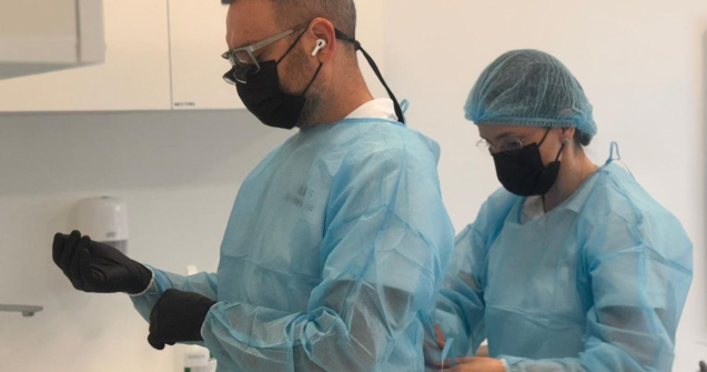 Osteoporoza și sănătatea dentară: Ce trebuie să știi despre implanturi