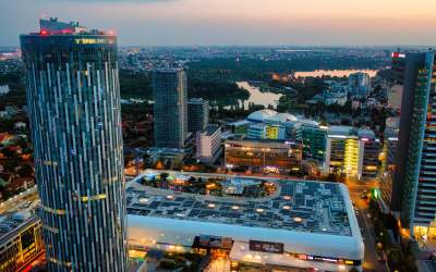 Un spectacol cosmic de...