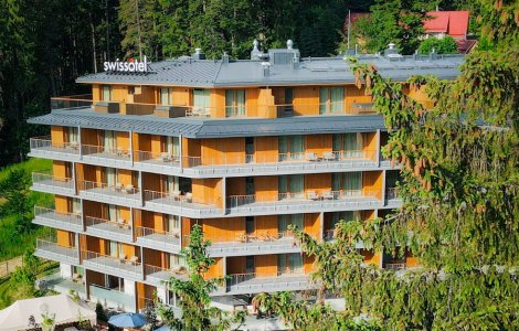 Descoperă cum românii egalează cheltuielile turiștilor străini în hoteluri de lux