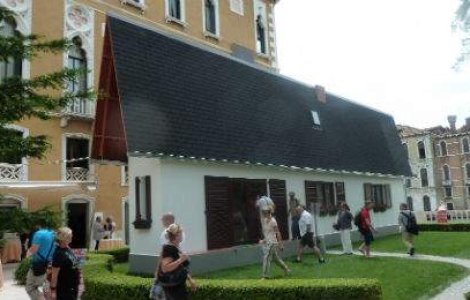 Ai putea locui in cea mai ingusta casa din lume?