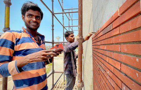 Descoperă numărul surprinzător de angajați străini din România și secretele integrării lor în societate