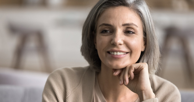 Menopauza: Află cum îți poate afecta sănătatea dentară și cum să te protejezi