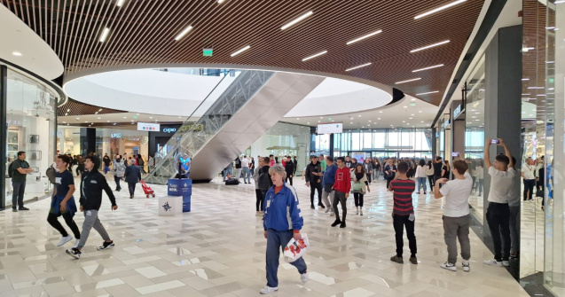 Magia Crăciunului în plină vară la Promenada Craiova