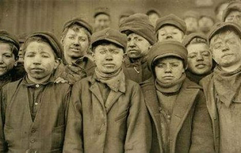 Copiii care au construit America: imaginile care te vor revolta