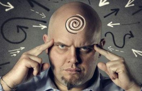 Arme psihologice de manipulare: 10 trucuri dovedite