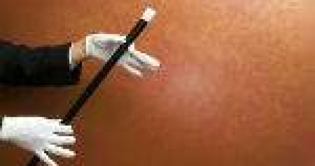 Secretele magicienilor: 5 trucuri cu carti DEZVALUTE