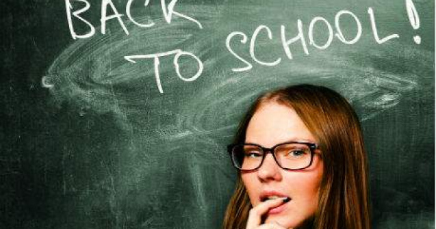 13 GIF-uri comice despre prima zi de facultate