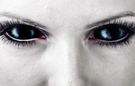 Dosarele sangeroase ale istoriei II - 10 femei MALEFICE