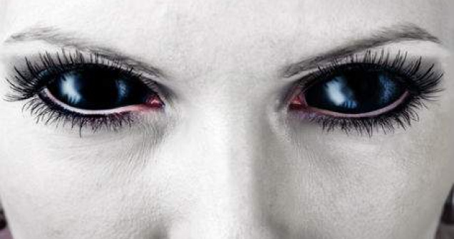 Dosarele sangeroase ale istoriei II - 10 femei MALEFICE