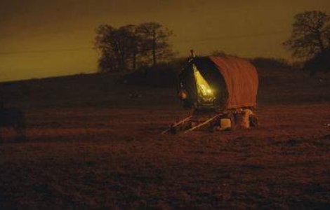 FOTO Tiganii secolului 21: povestea fermecatoare a noilor nomazi