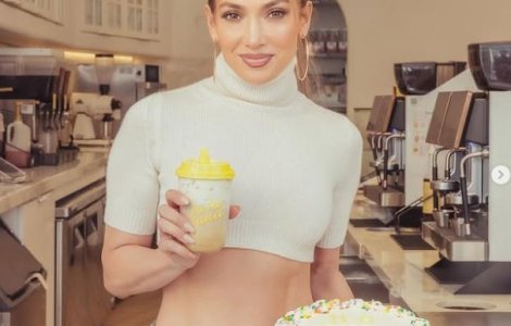 JLo își sărbătorește ziua între două concerte europene!