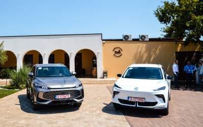 Noile modele hibride MG și...