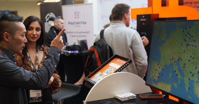 Automatele Bitcoin: Evoluția de la autonomie financiară