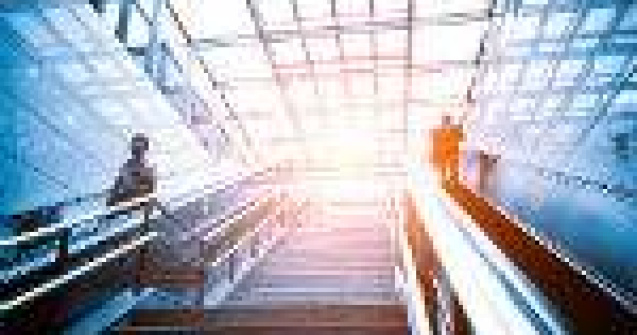 Doi arhitecti romani construiesc sediul Apple. Ultimul vis al lui Steve Jobs implinit